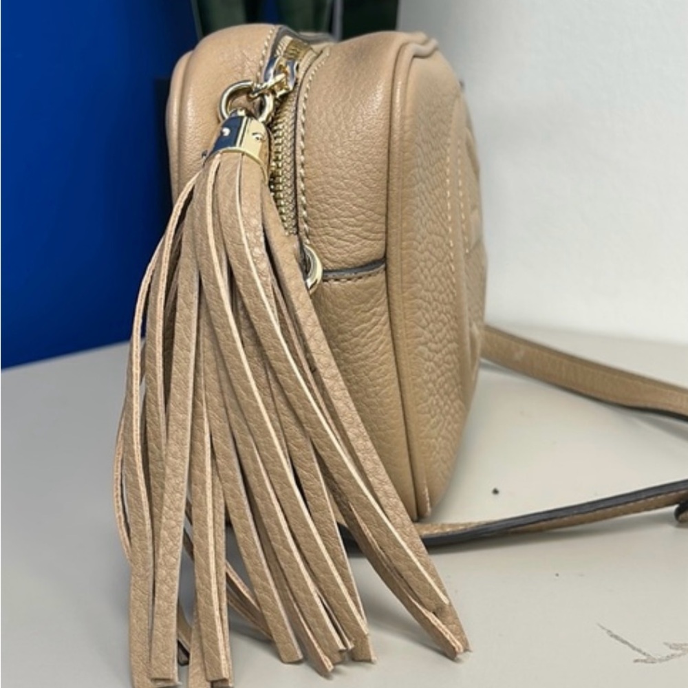 Gucci Beige Leather Crossbody Bag - Picture 2 of 15